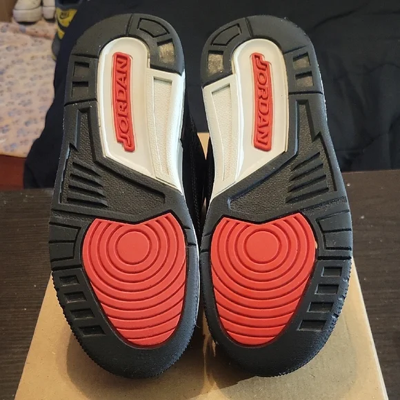 Jordan 3 Retro SE Rare Moto (GS) Boys 5Y Girls 6.5 EUC - Picture 9 of 10